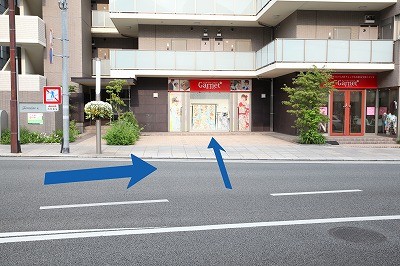 三島駅からガーネット三島店までの経路案内☆