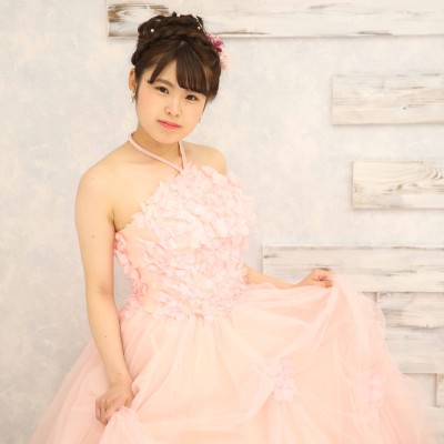 【成人式前撮り】可愛らしいピンクの振袖とカラフルなドレス