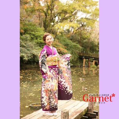 【浜松市成人式前撮り】紫の振袖　辻が花　浜松城での秋のロケーション撮影