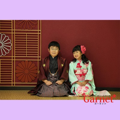 【浜松市 七五三】七歳のお祝いで珍しいペパーミントグリーンのお着物を着て撮影