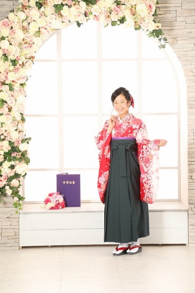 【前撮り】静岡の小学生の方必見！ピンクの着物で卒業袴の撮影！