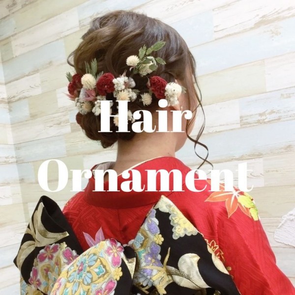 毎年人気ナンバーワン♡赤地振袖にピッタリの髪飾り特集