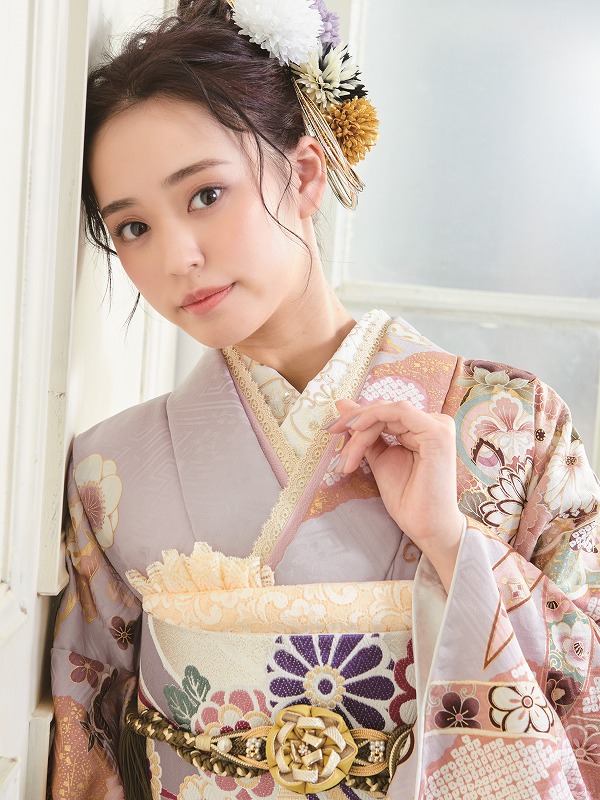 紫の振袖】成人式にふさわしい上品な装い｜お知らせ｜静岡・浜松で成人 