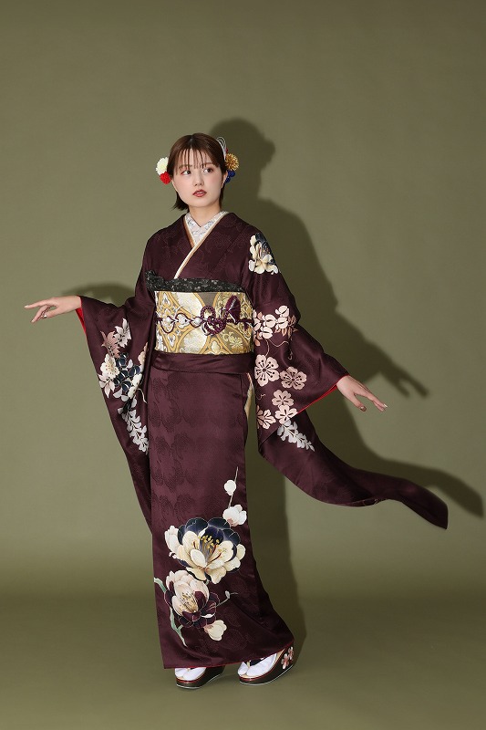 ブラウン系の振袖がおしゃれ！魅力と着こなしポイント｜お知らせ｜静岡